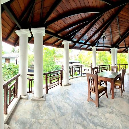 Golden Relax Villa With Pool, Restaurant & European Service Eramudugaha ภายนอก รูปภาพ