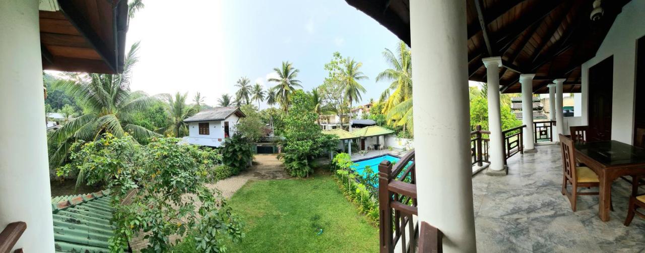 Golden Relax Villa With Pool, Restaurant & European Service Eramudugaha ภายนอก รูปภาพ